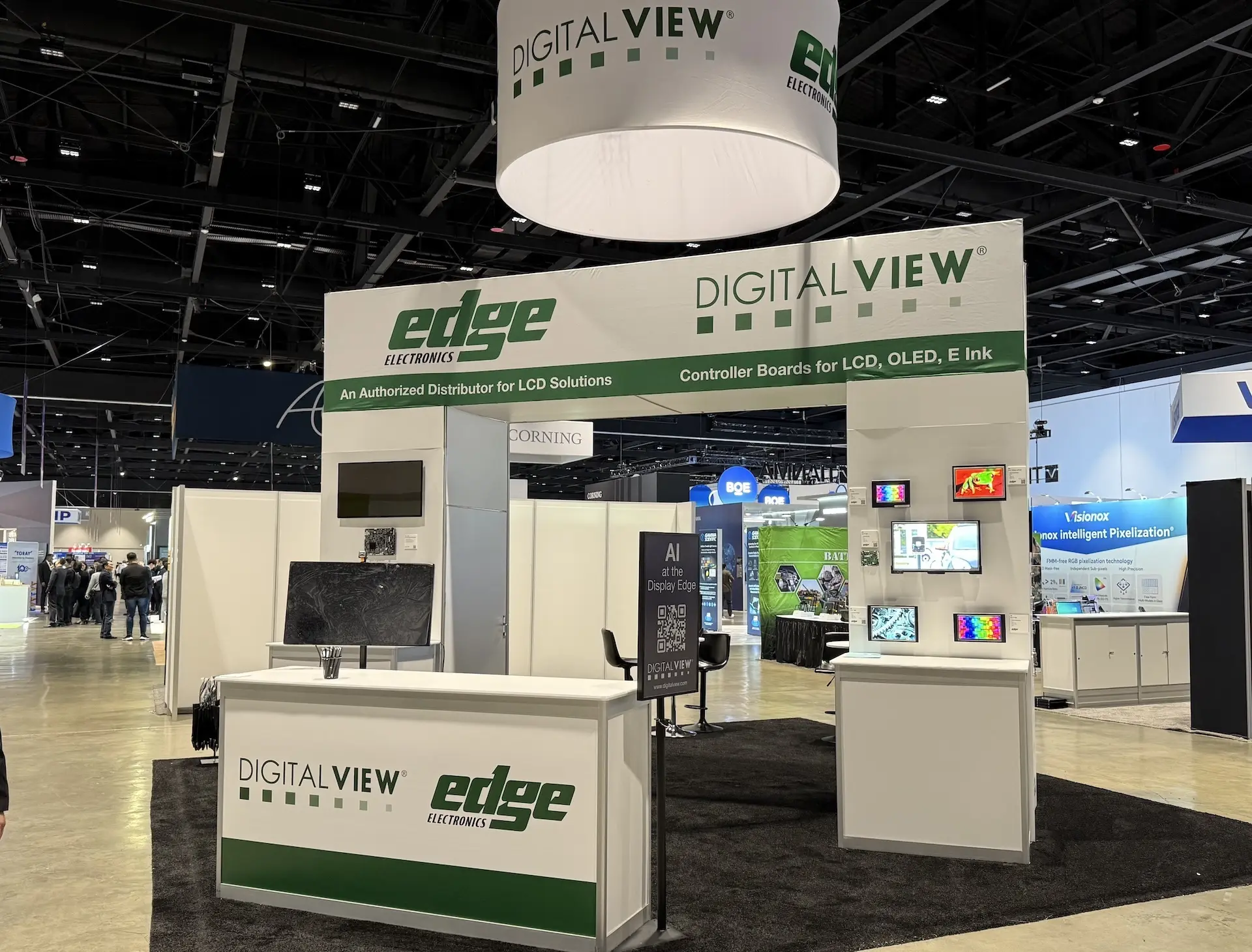 Digital View Display Week 2025